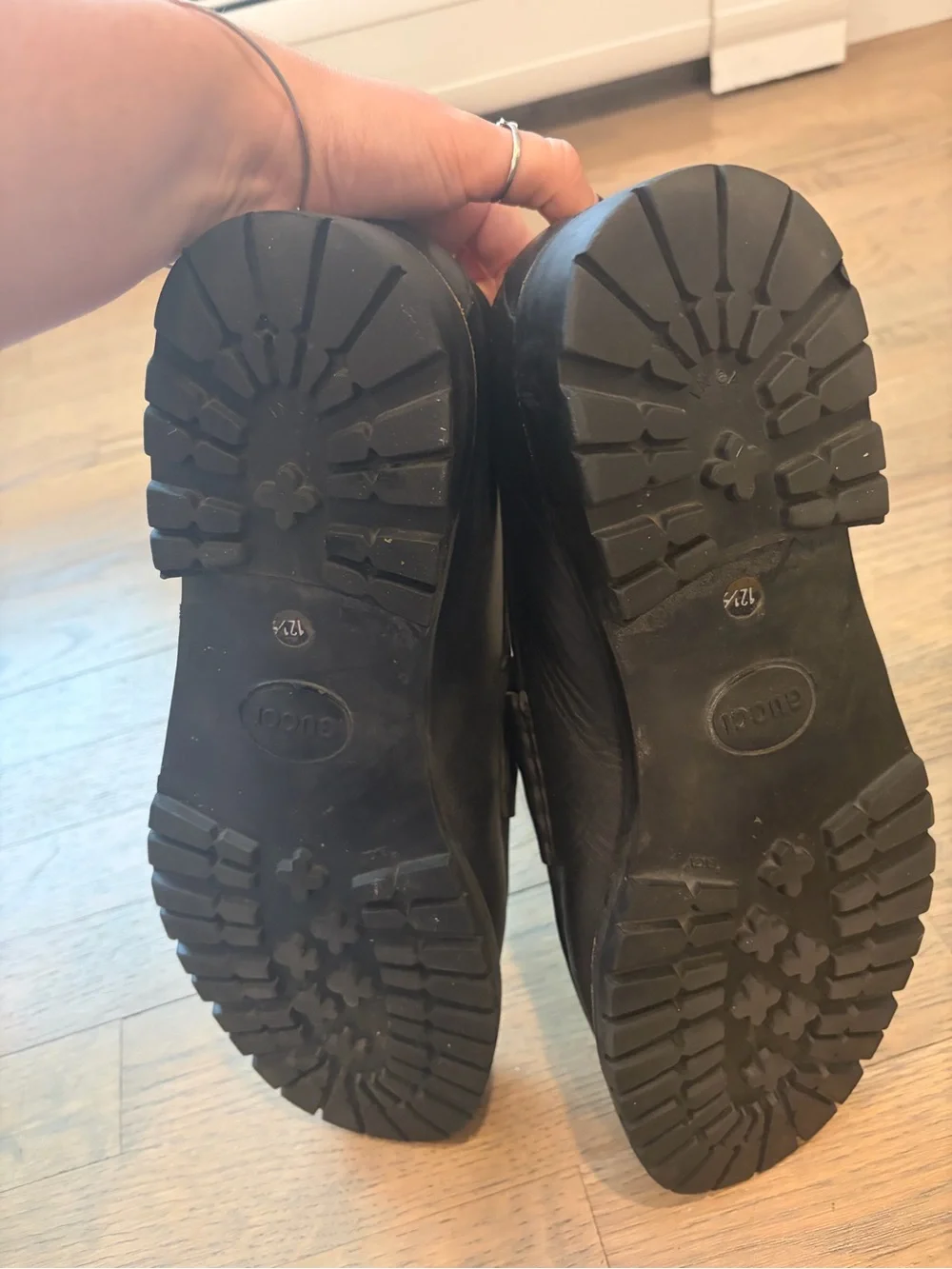 Gucci Men's Black Leather Loafers